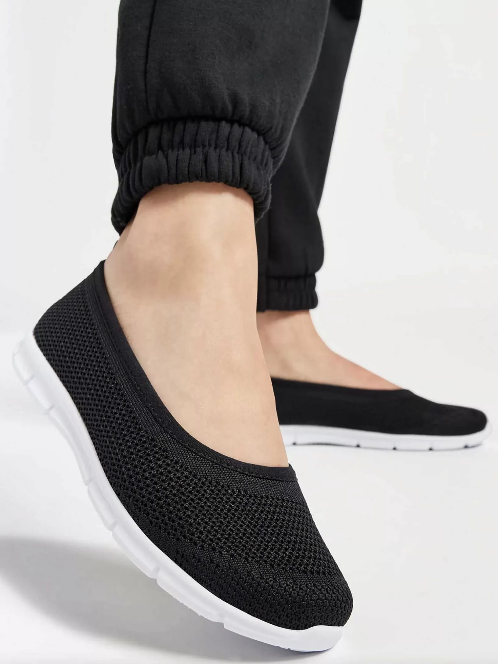 Ladies Graceland Black Slip-On Memory Foam